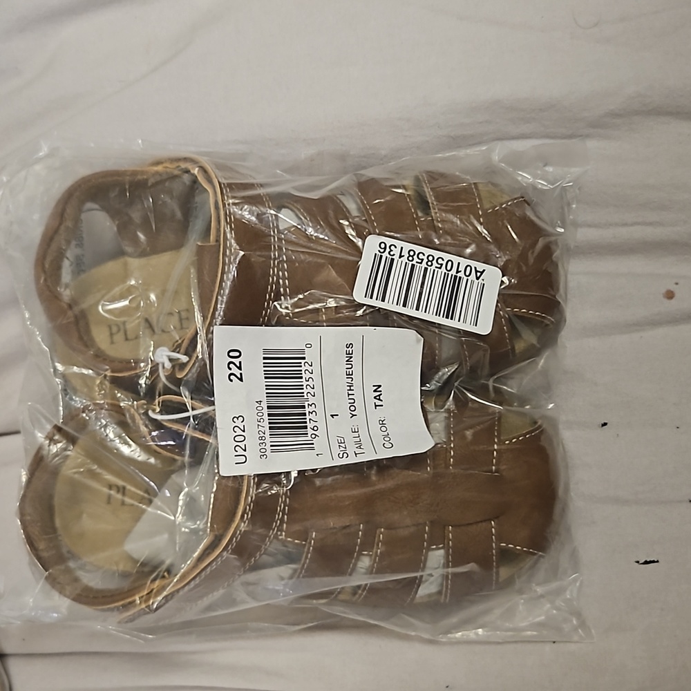 Kids sandals.